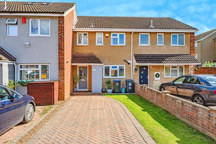 3 Bedroom Terraced House For Sale In Claymore, Hemel Hempstead, HP2
