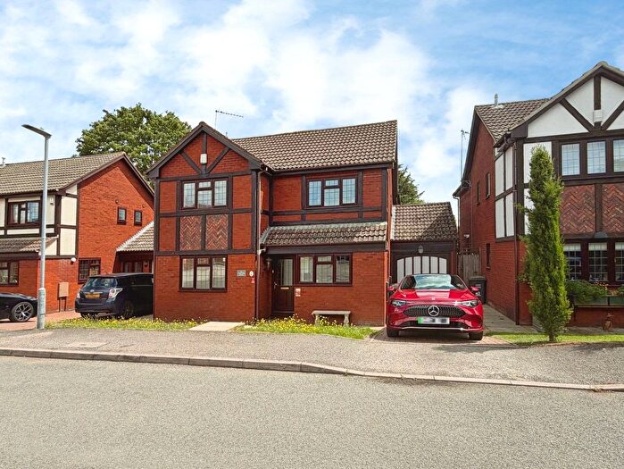 5 Bedroom Detached House To Rent In Tudor Manor Gardens, Watford, Hertfordshire, WD25