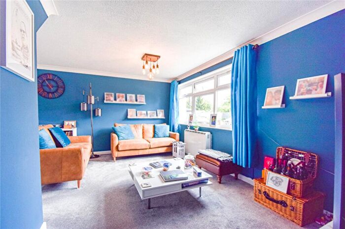 3 Bedroom Terraced House For Sale In Burtons Hill, Kintbury, Hungerford, Berkshire, RG17