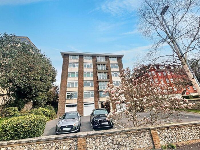 1 Bedroom Flat For Sale In Upperton Road, Eastbourne, BN21