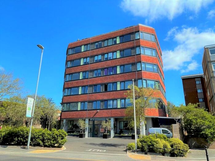 Houses for sale & to rent in BN21 2NR, Selwyn Road, Upperton Eastbourne