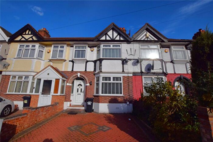 4 Bedroom Terraced House To Rent In Gresham Drive, Romford, RM6
