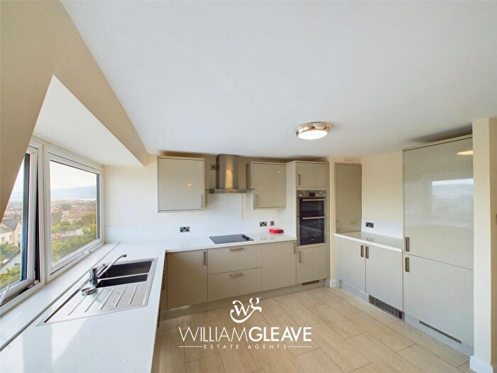 2 Bedroom Apartment For Sale In Abbey Road, Llandudno, LL30