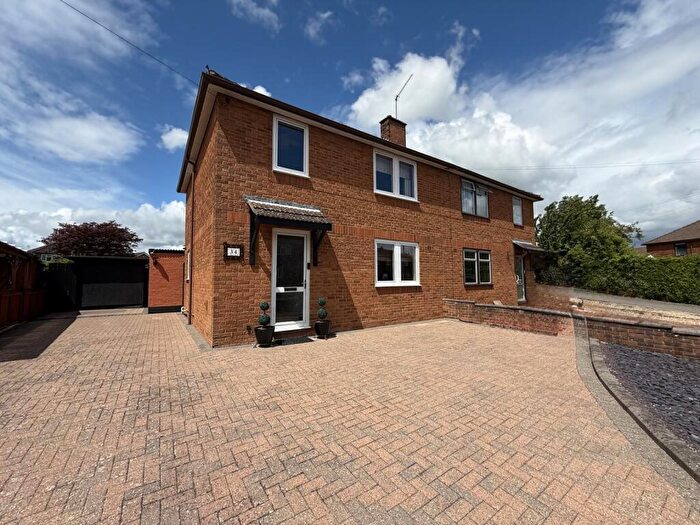 3 Bedroom Semi-Detached House For Sale In Green Lane, Caldicot, Mon., NP26