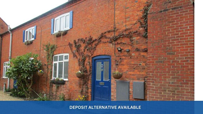 4 Bedroom Semi-Detached House To Rent In High Street, Welford, NN6