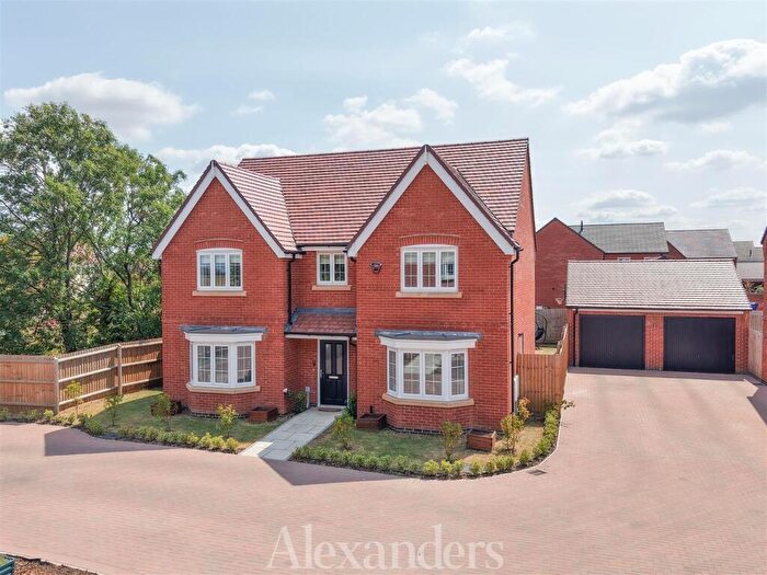 4 Bedroom Detached House For Sale In Bantam Way, Nuneaton, CV11