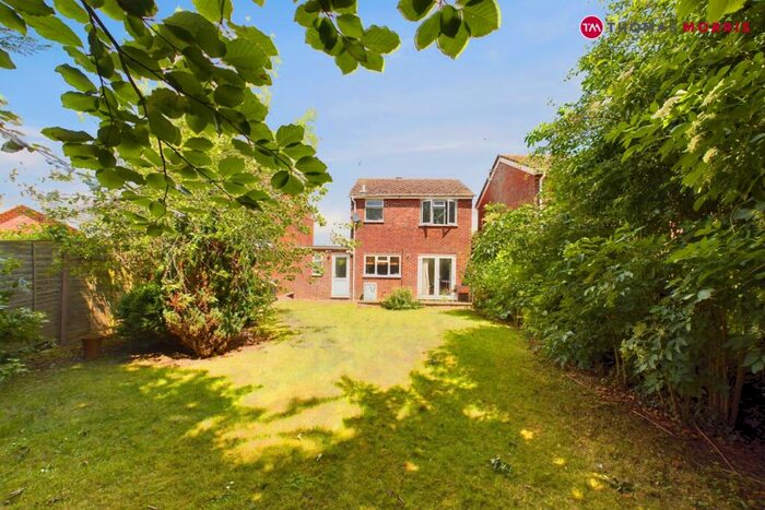 4 Bedroom Detached House For Sale In The Malting, Ramsey, Huntingdon, Cambridgeshire, PE26