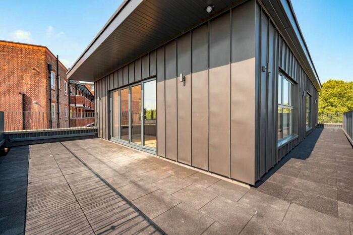 3 Bedroom Penthouse To Rent In Citrine House, Malden Road, Kentish Town, NW5