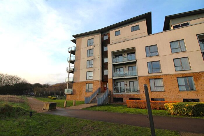 2 Bedroom Apartment For Sale In Hammonds Drive, Fengate, Peterborough, PE1