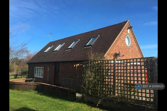 2 Bedroom Detached House To Rent In Larkhill Farm, Wantage, OX12