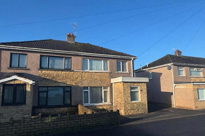 3 Bedroom Semi Detached House To Rent In Glenwood Close, Coychurch, Coychurch, Bridgend, CF35