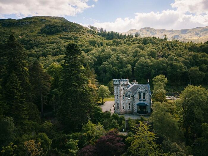 6 Bedroom Manor House For Sale In , PA24