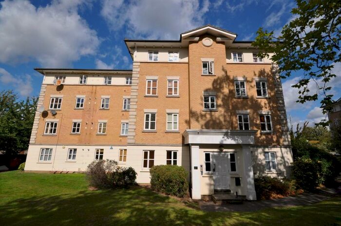 2 Bedroom Flat To Rent In Monkwood Close, Romford Essex, RM1