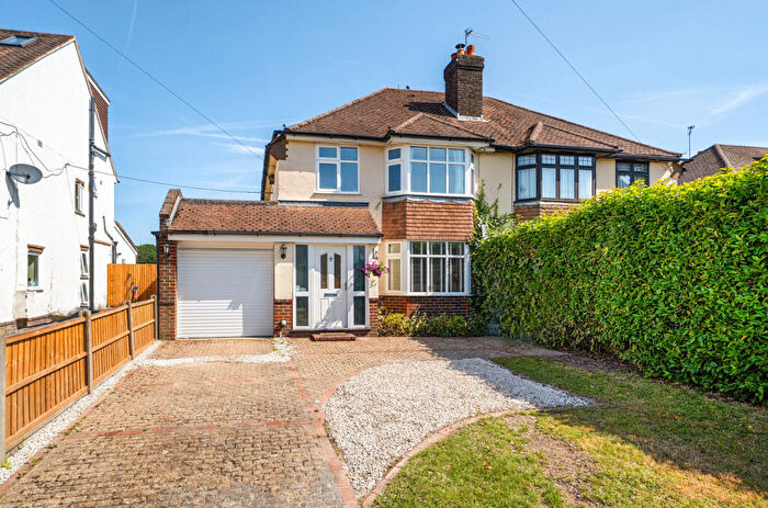 3 Bedroom Semi Detached House For Sale In Lower Weybourne Lane, Farnham, GU9