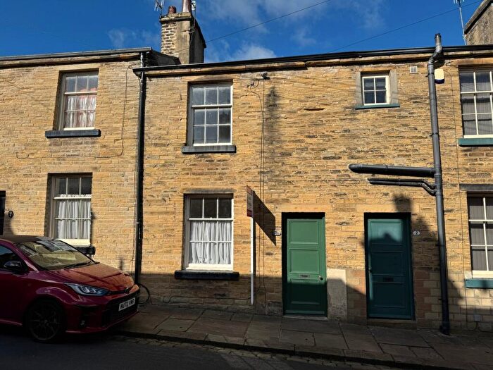 2 Bedroom Terraced House For Sale In Mary Street, Shipley, Saltaire, BD18