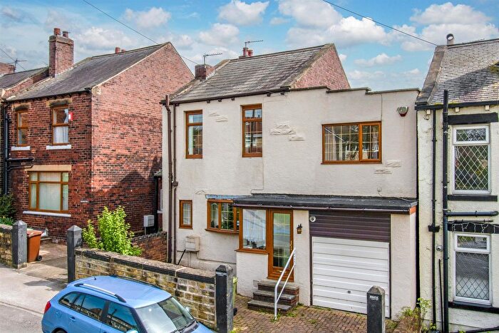 4 Bedroom Detached House For Sale In The Bungalows, Pildacre Lane, Ossett, WF5