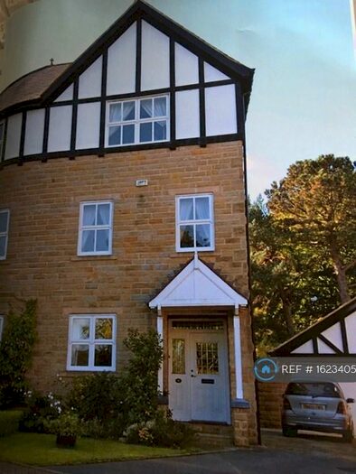 4 Bedroom Semi-Detached House To Rent In Chapman Square, Harrogate, HG1