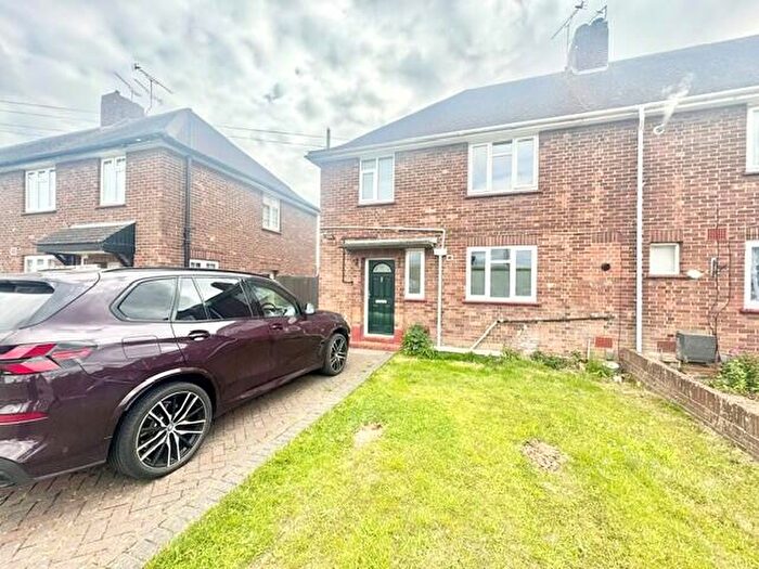 3 Bedroom End Of Terrace House To Rent In Langton Avenue, Chelmsford, CM1