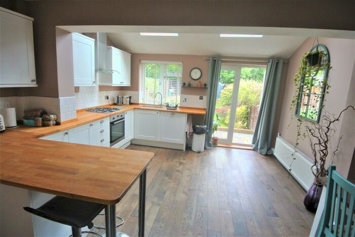 2 Bedroom House To Rent In Addlestone, KT15