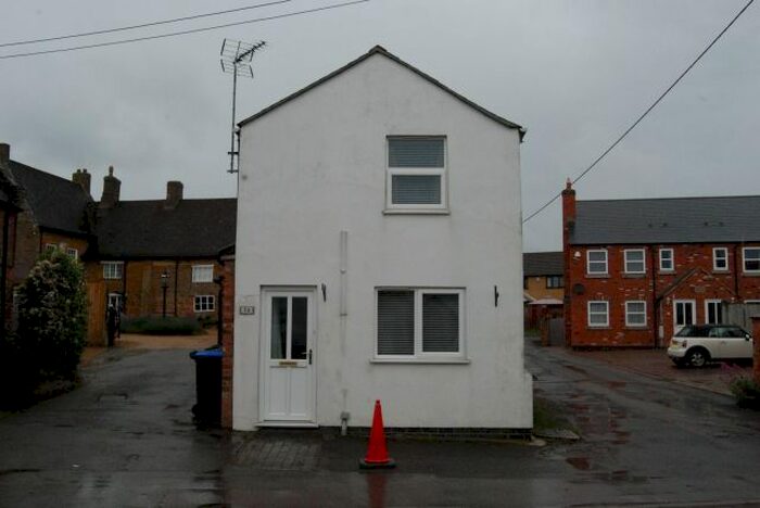 1 Bedroom Detached House To Rent In High Street, Long Buckby, Northampton, NN6