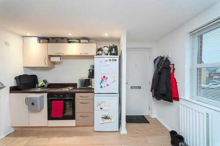 1 Bedroom Flat For Sale In Clos Cwm Golau, Merthyr Tydfil CF47