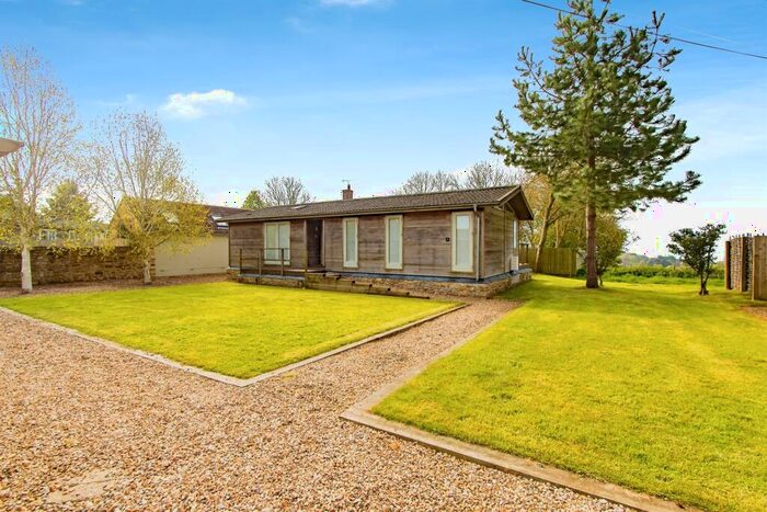 3 Bedroom Lodge For Sale In Saxon Maybank, Bradford Abbas, Sherborne, DT9