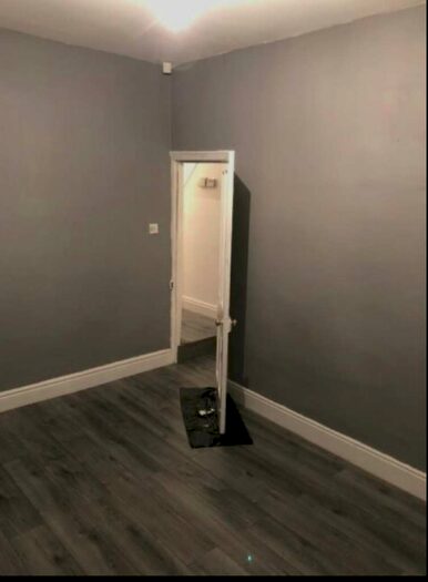 3 Bedroom Duplex Flat To Rent In Hinde House Lane, Sheffield S4