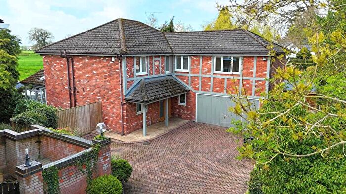 5 Bedroom Detached House For Sale In Downesway, Alderley Edge, SK9