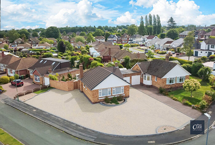 2 Bedroom Detached Bungalow For Sale In Inglewood Grove, Streetly, B74