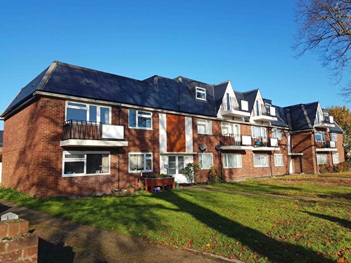 3 Bedroom Flat To Rent In Crockford Park Road, Addlestone, KT15