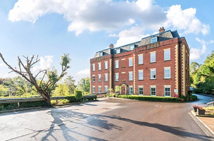 2 Bedroom Flat For Sale In Shawford Road, Shawford, Winchester, SO21