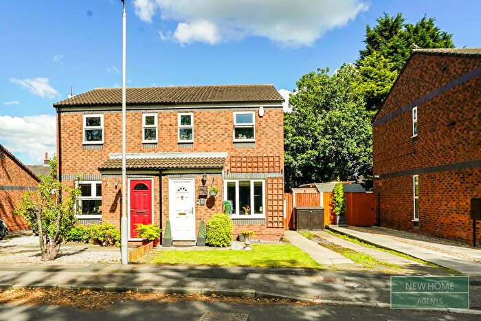 2 Bedroom Semi-Detached House For Sale In Howden Way, Eastmoor, Wakefield, WF1