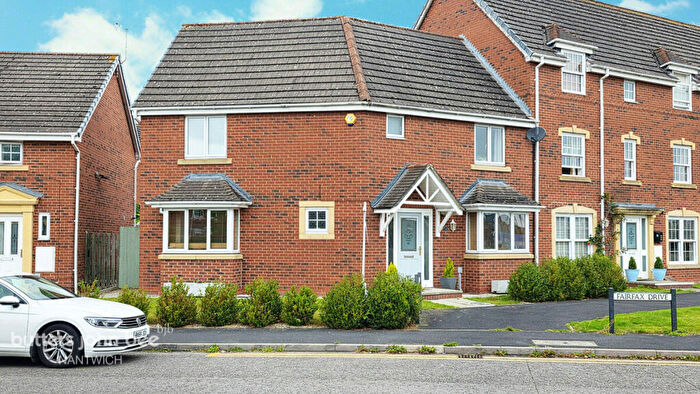 3 Bedroom Town House For Sale In Morgan Walk, Nantwich, CW5