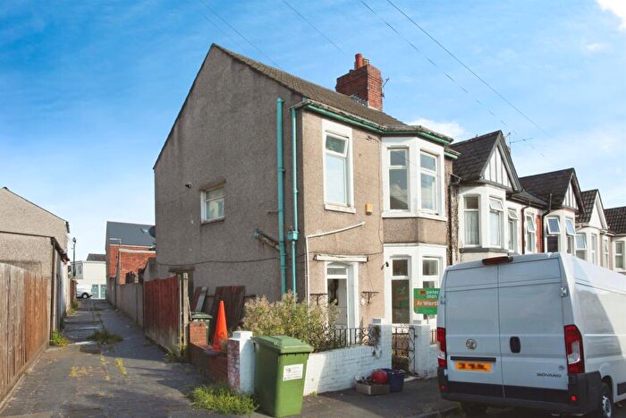 3 Bedroom Semi Detached House For Sale In Rosslyn Road, Newport, NP19