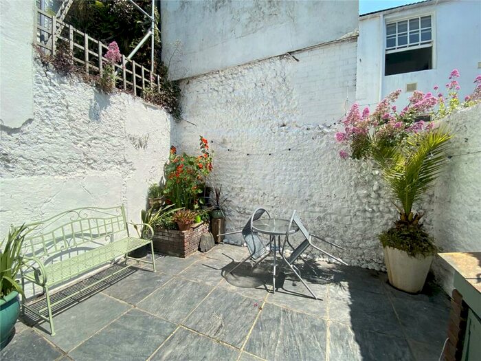 2 Bedroom Terraced House To Rent In Foundry Street, Brighton, East Sussex, BN1