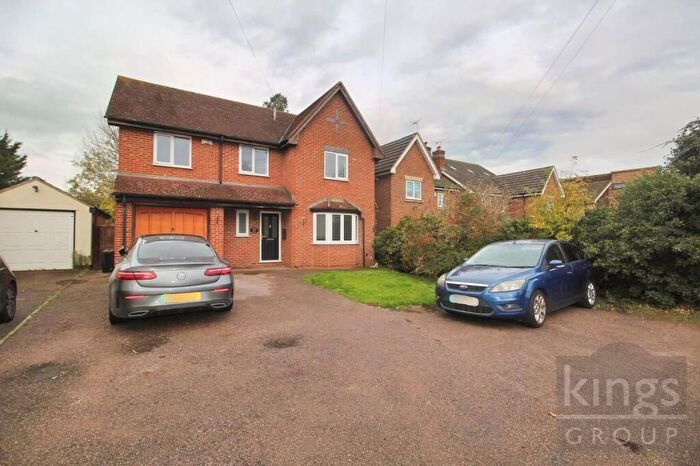 4 Bedroom Detached House For Sale In Brookfield Lane West, Cheshunt, Waltham Cross, EN8