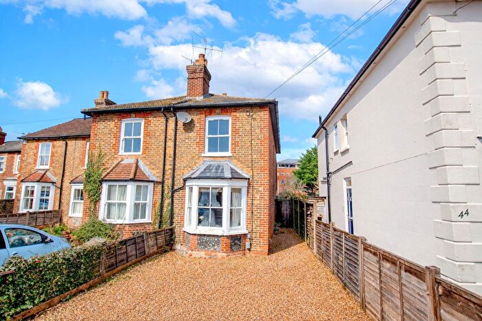 2 Bedroom Semi Detached House For Sale In Josephs Road, Guildford, GU1