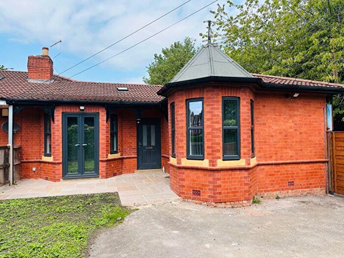 2 Bedroom Bungalow To Rent In Derbyshire Lane, Stretford, Manchester, M32