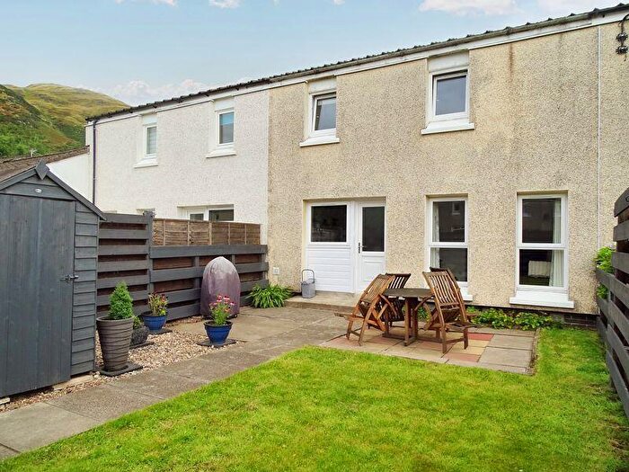 2 Bedroom Terraced House For Sale In Broompark East, Menstrie, FK11