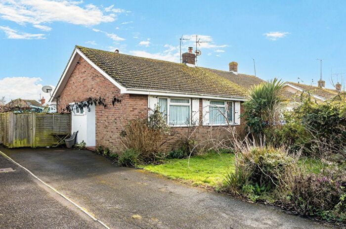 2 Bedroom Semi-Detached Bungalow For Sale In Stapleton Court, Bognor Regis, PO21