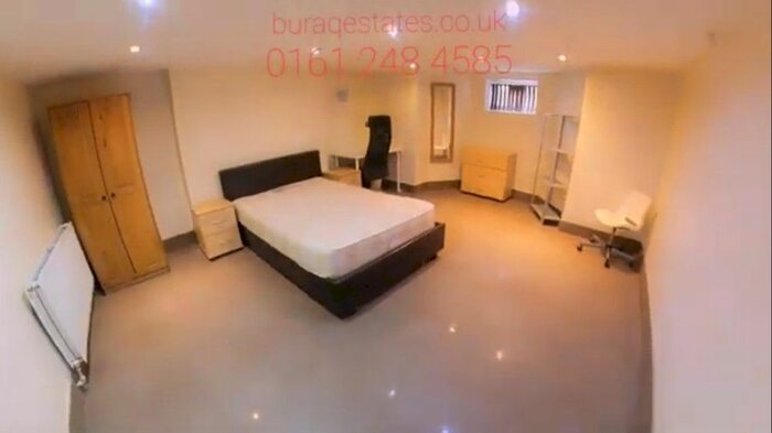 3 Bedroom Flat To Rent In Basement Mauldeth House Bedrooms, Withington, Manchester, M20