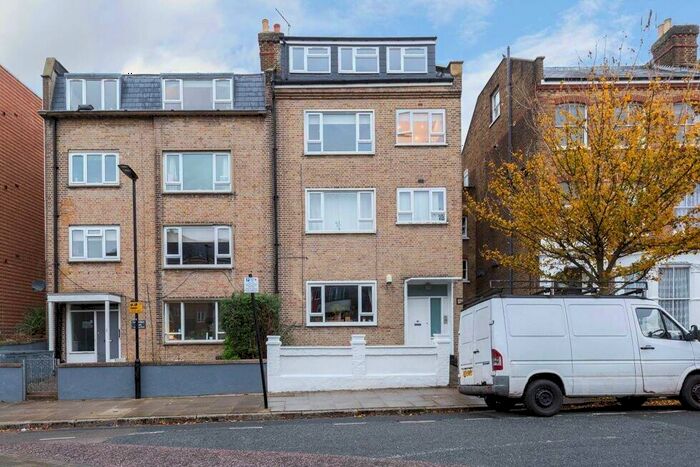 4 Bedroom Flat To Rent In Adolphus Road, Finsbury Park, N4