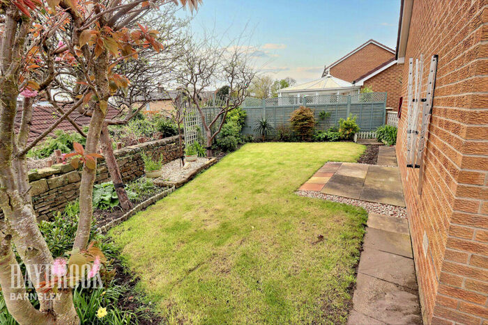 2 Bedroom Detached Bungalow For Sale In Haverdale Rise, Old Town, S75
