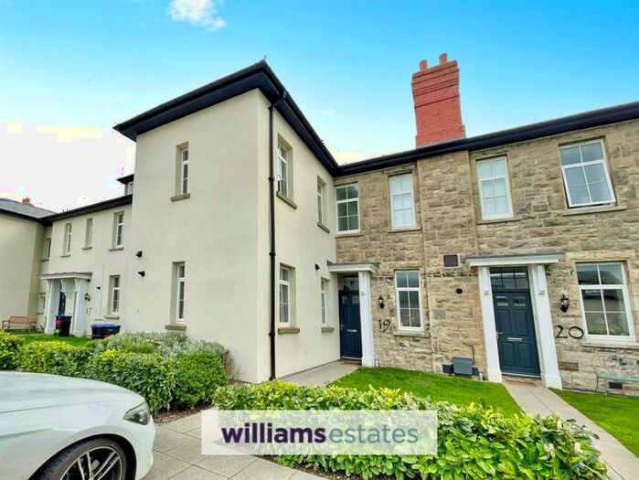 3 Bedroom Mews For Sale In Rhodfa Tegid, St. Asaph, LL17