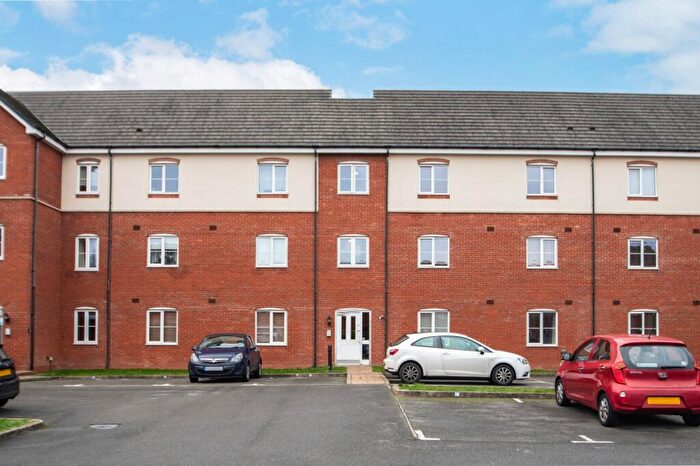 2 Bedroom Apartment For Sale In Rea Road, Northfield, Birmingham, West Midlands, B31