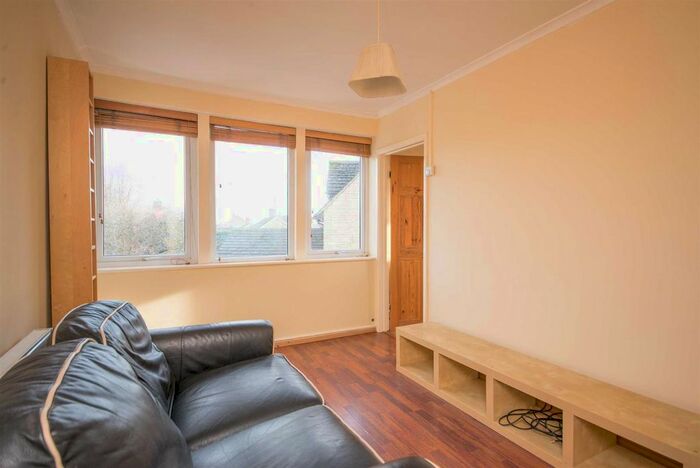 1 Bedroom Flat To Rent In Pond Hill, Stonesfield, Witney, OX29