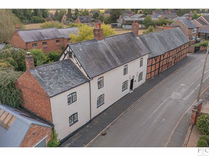 5 Bedroom Country House For Sale In Main Street, Bruntingthorpe, LE17