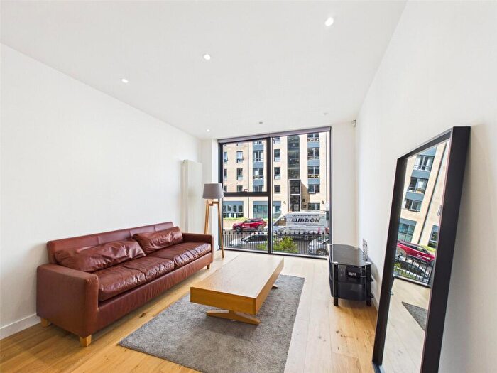 2 Bedroom Apartment To Rent In Simpson Loan, Quartermile, Edinburgh, EH3