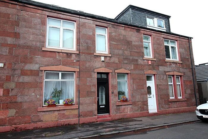 2 Bedroom Flat For Sale In Grange Place, Alexandria, G83