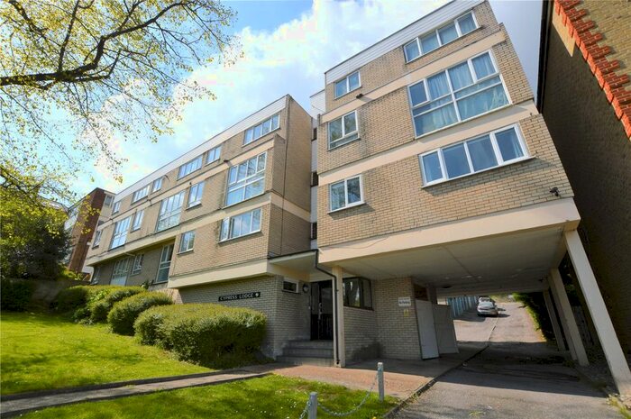 2 Bedroom Flat To Rent In Cypress Road, London, SE25